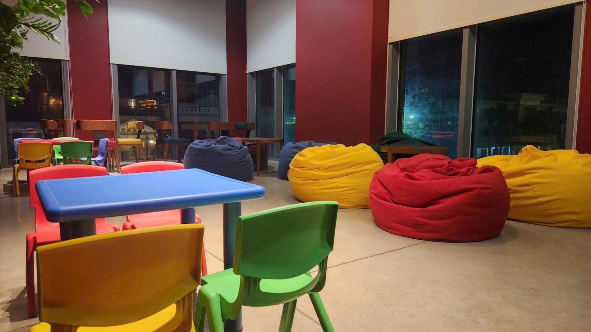 Wink Hotel Tuy Hoa Beach - 24Hrs Stay & Rooftop Pool Bar المظهر الخارجي الصورة